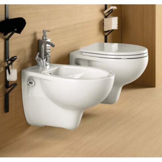 Sanitari bagno sospesi Geberit serie Colibrì 02